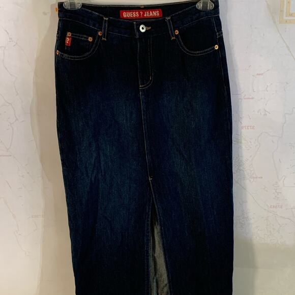 Guess - Picture 6 of 8